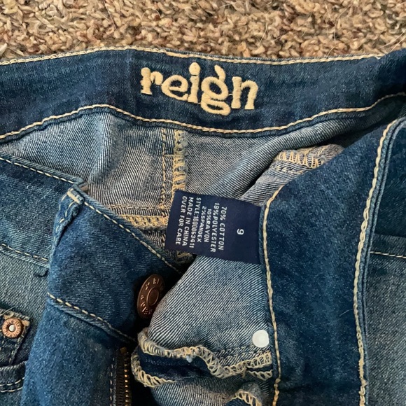 Jeans - Picture 3 of 3